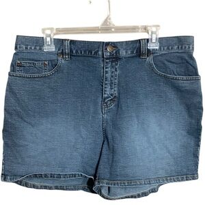 NEW Vintage Woman’s Riveted By Lee Stretch Denim Shorts Y2K/90s - Size 16M
